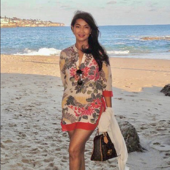 Meet your Posher, Gloria - Picture 3 of 3